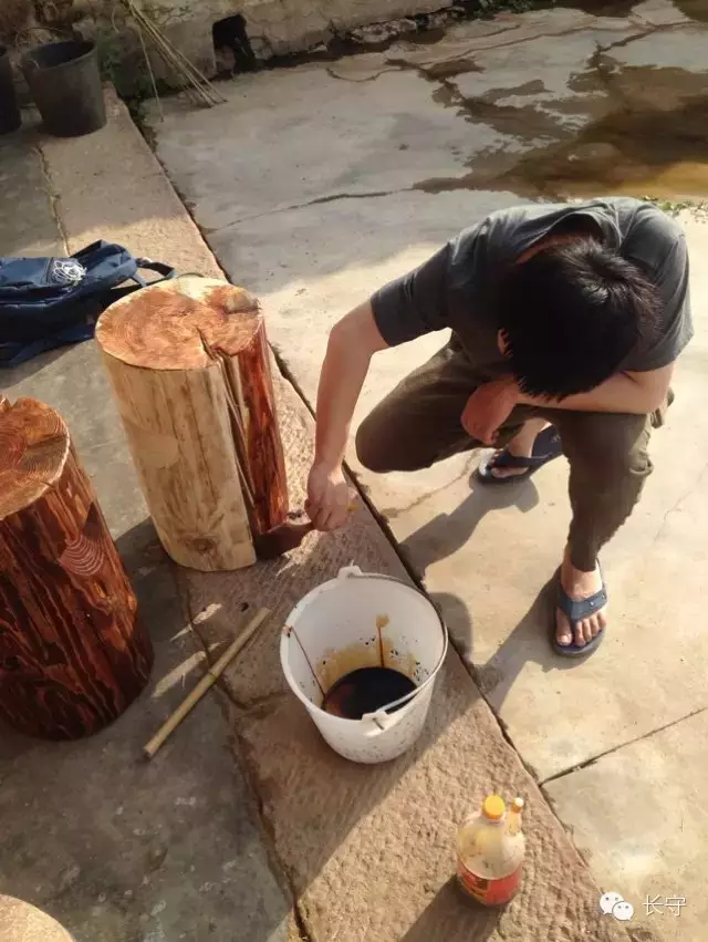 Reused wood and furniture taking shape inside Changshou