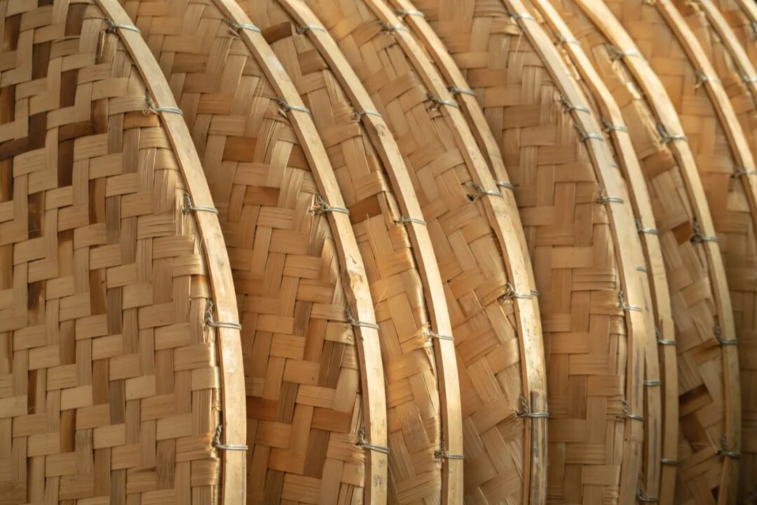 Bamboo tea-drying baskets in the Changshou studio